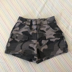 Hollister ultra high rise mom shorts